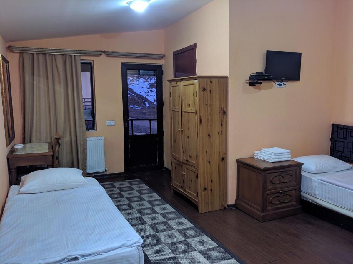 New Shino Gudauri Hotel Bagian luar foto